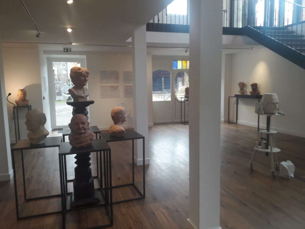 Bustes exposés au Grand Presbytère, Salle d’exposition Martres Tolosane.