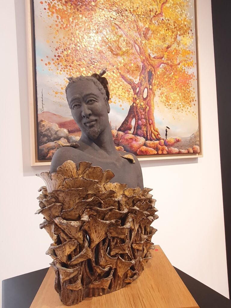 Sculpture en céramique au Le Grand Presbytère, Salle d’exposition Martres Tolosane.