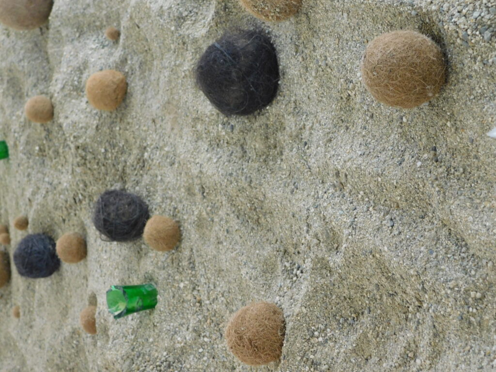 Texture de matériaux naturels, Salle d’exposition Martres Tolosane.